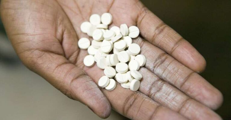 Nivaquine : la fin d&rsquo;un chapitre historique dans la lutte contre le paludisme